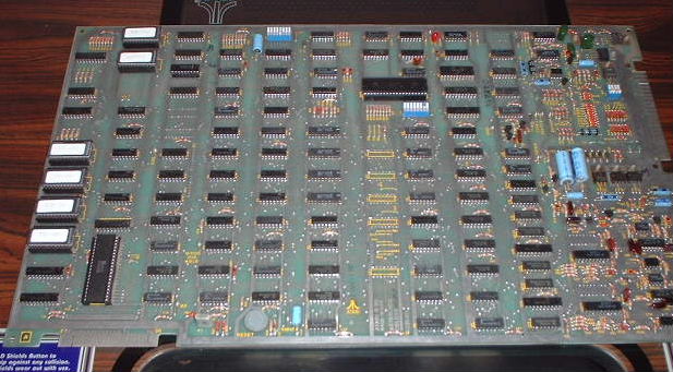 Asteroids Deluxe main logic board, containing faulty RAM at location M1 and/or M3
